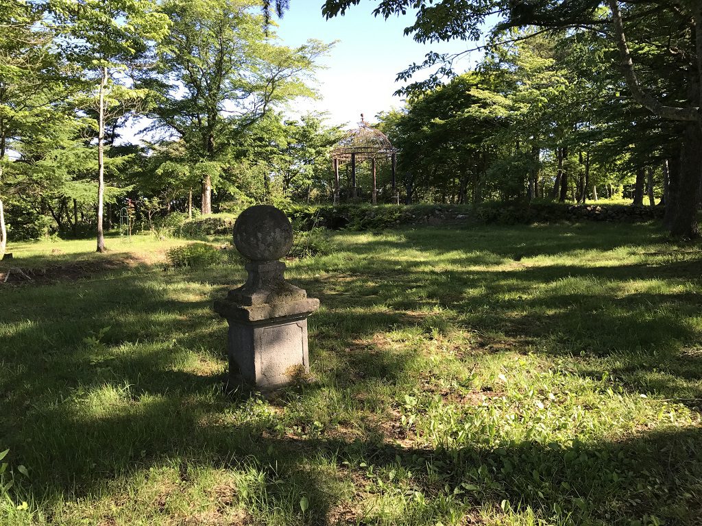 庭園や森の散策道